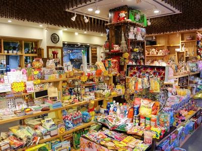 他用10年時間，打造佛山人的解憂雜貨鋪，每當過節(jié)我總偷偷去逛一逛